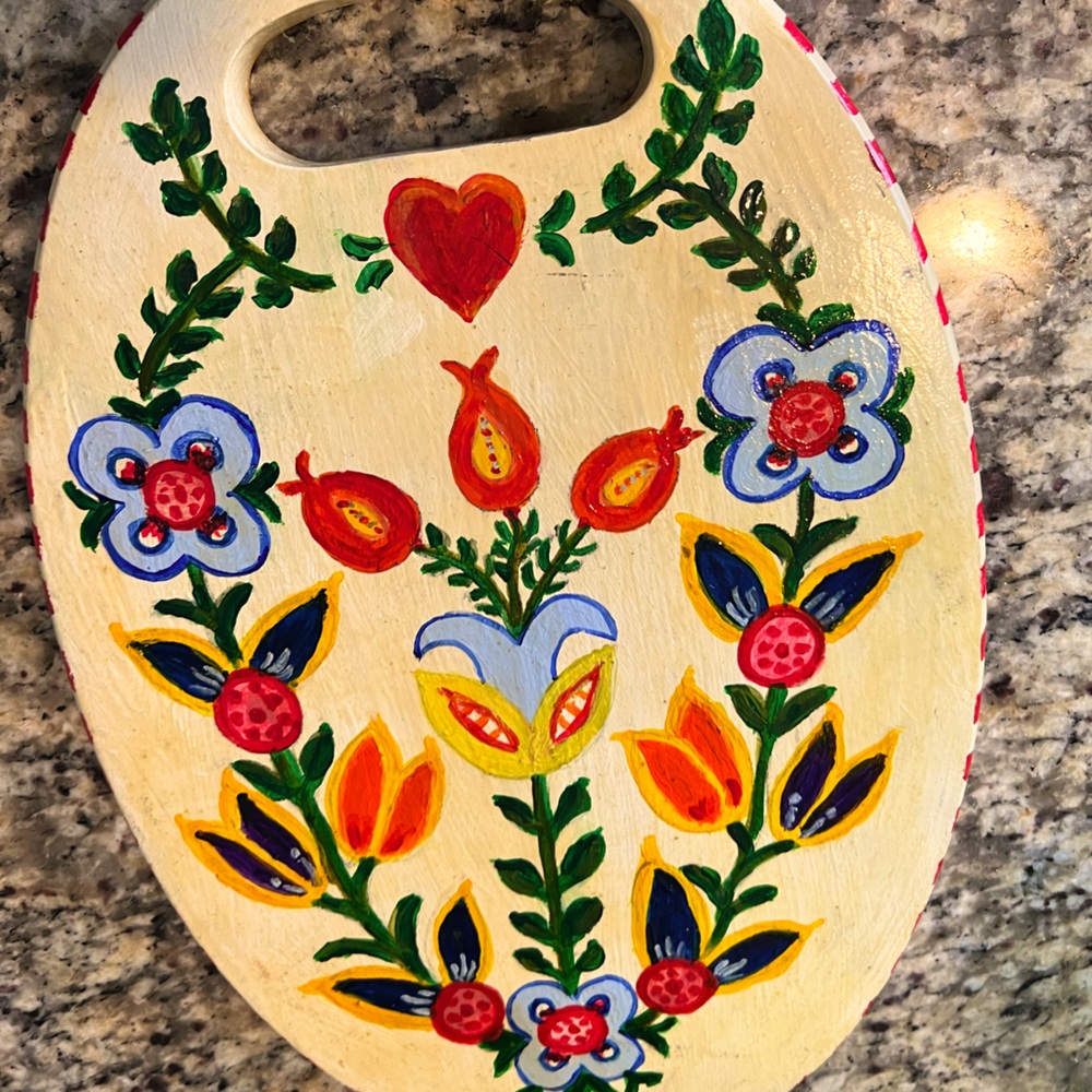 Handpainted Scandinavian style cutting board.